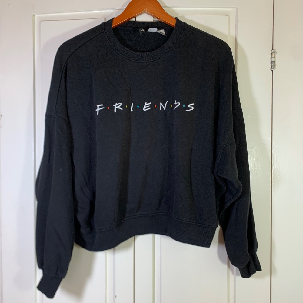 Friends TV Show Logo Sweatshirt Embroidered H&M Divided Black Crewneck Size M